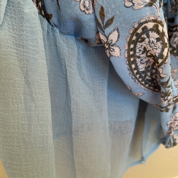 AMERICAN EAGLE paisley floral fluttered sleeve boho bow tie back blouse size M - Picture 7 of 7